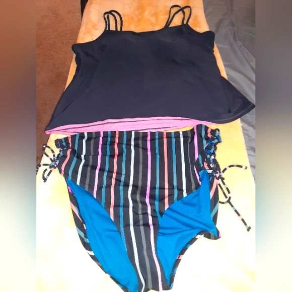 Terra & Sky Other - Womens plus size 3X,  Terra Sky two piece swimsuit